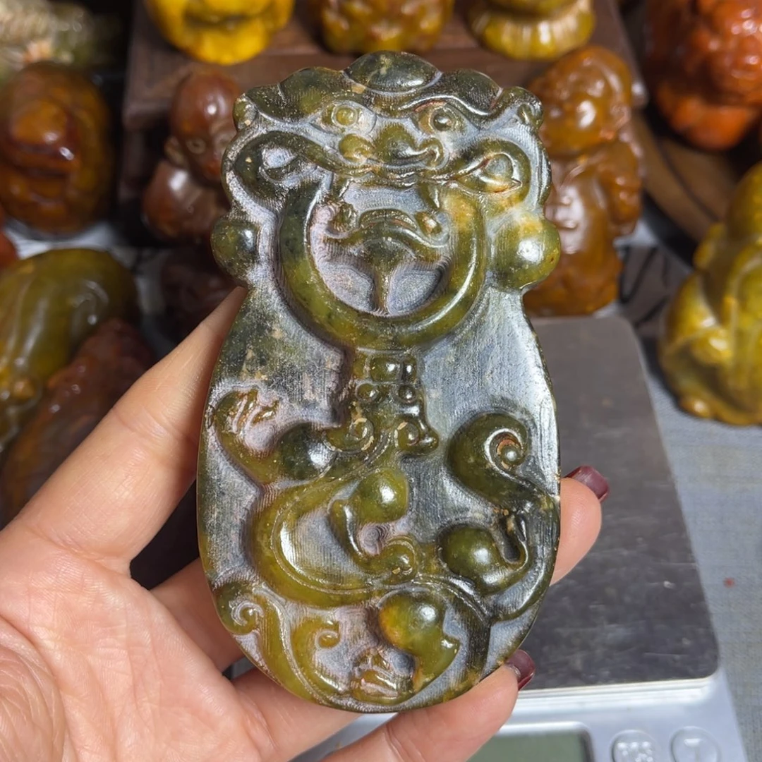 蛇纹石玉合金颈饰