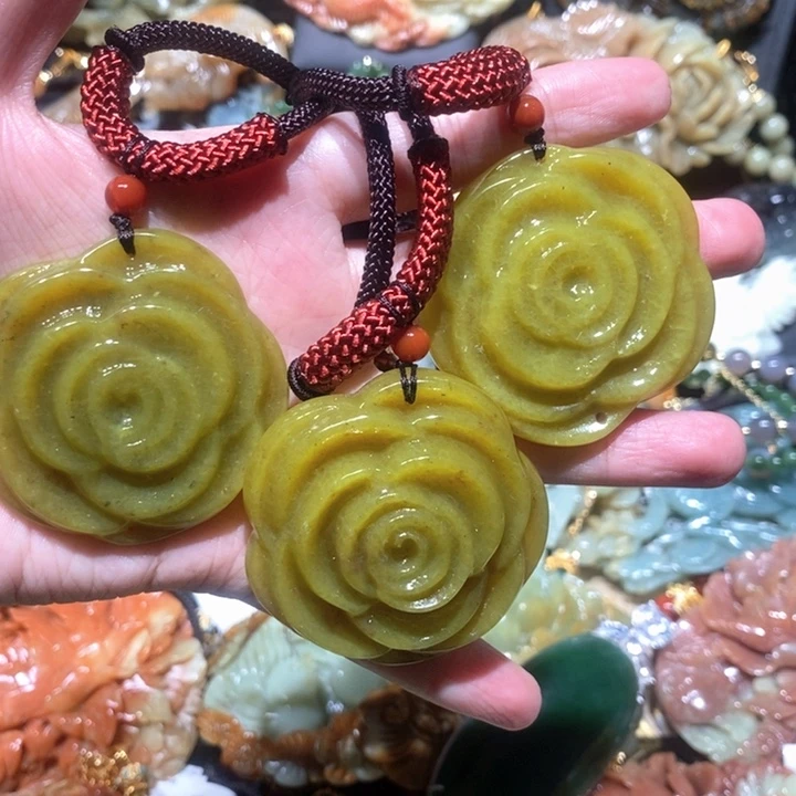 岫玉未镶嵌毛衣链