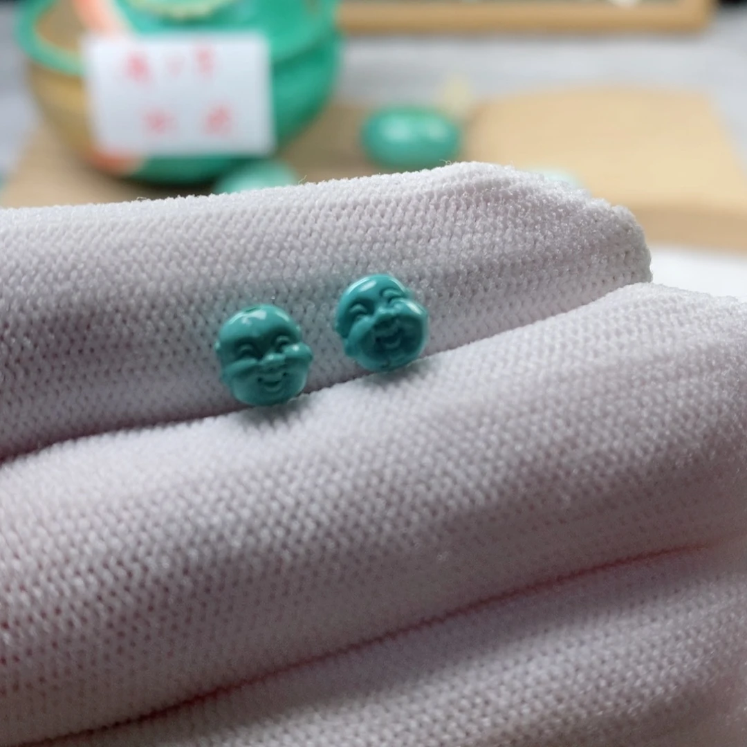 绿松石颈饰未镶嵌