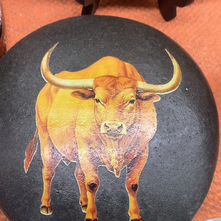 石材牛摆件真美啊