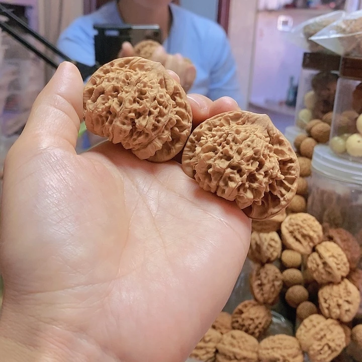 【闪购商品】文玩核桃把件50官帽