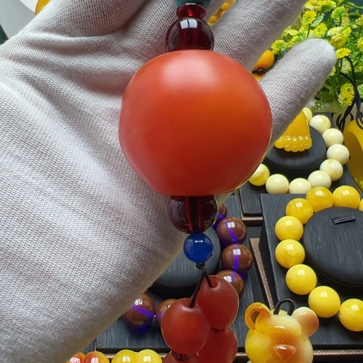 琥珀未镶嵌颈饰吊坠