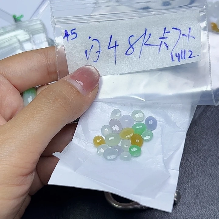 未镶嵌定制翡翠不