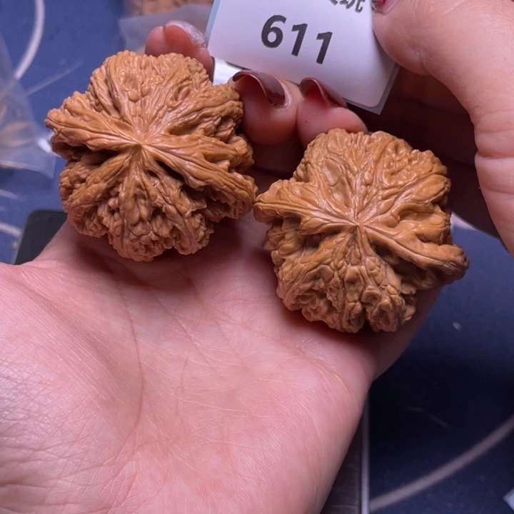 文玩核桃把件粗筋46.611