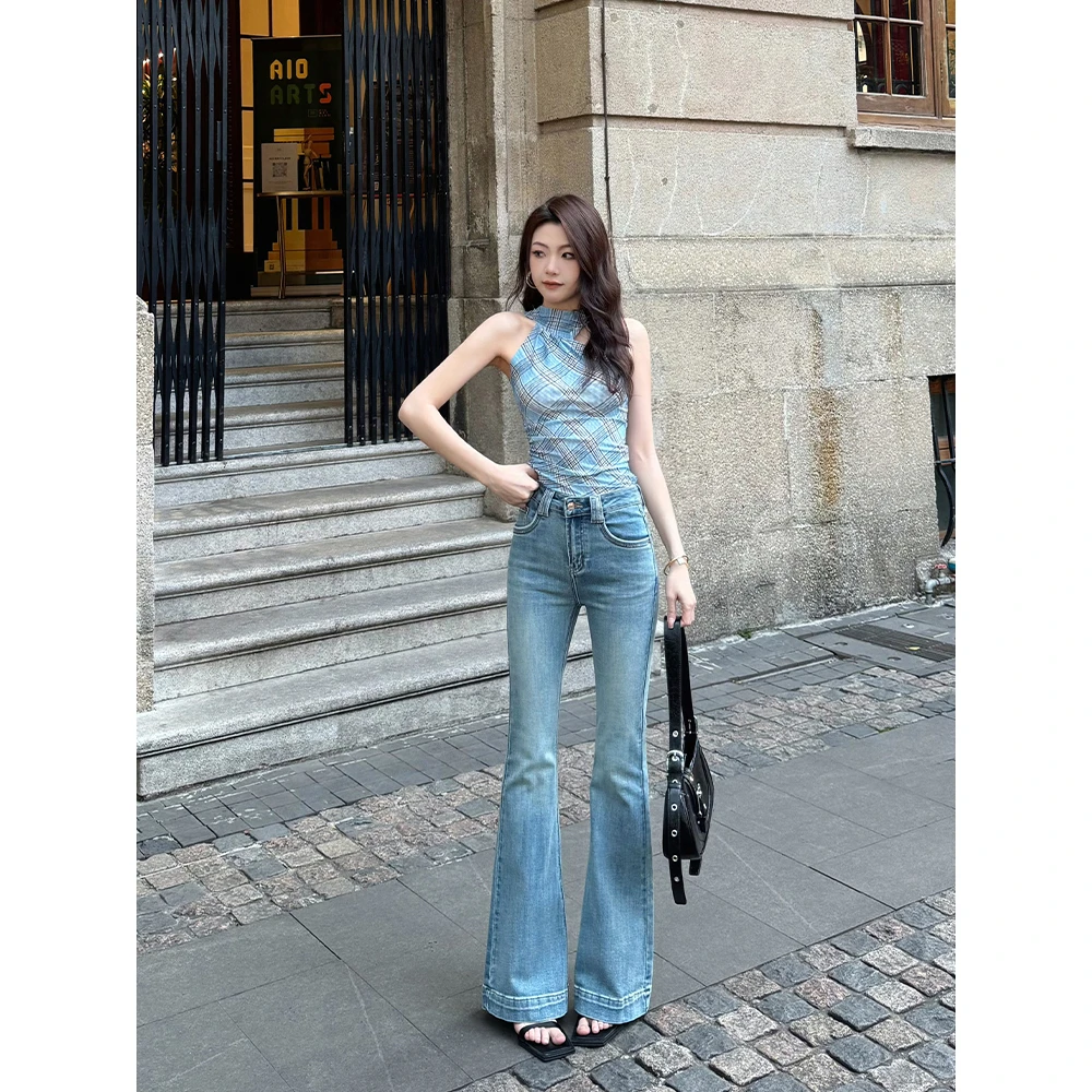 CHEN•春季2025新款中高腰辣妹微喇牛仔裤复古浅蓝显瘦百搭裤子女