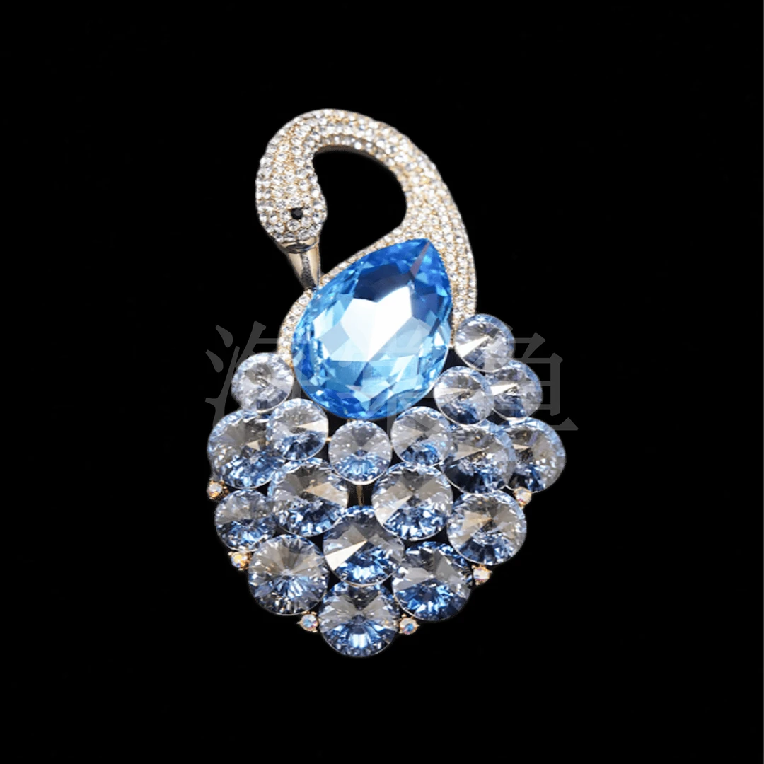 锌合金仿水晶胸针 时尚奢华气质【施】兰魅天鹅女皇胸针5204