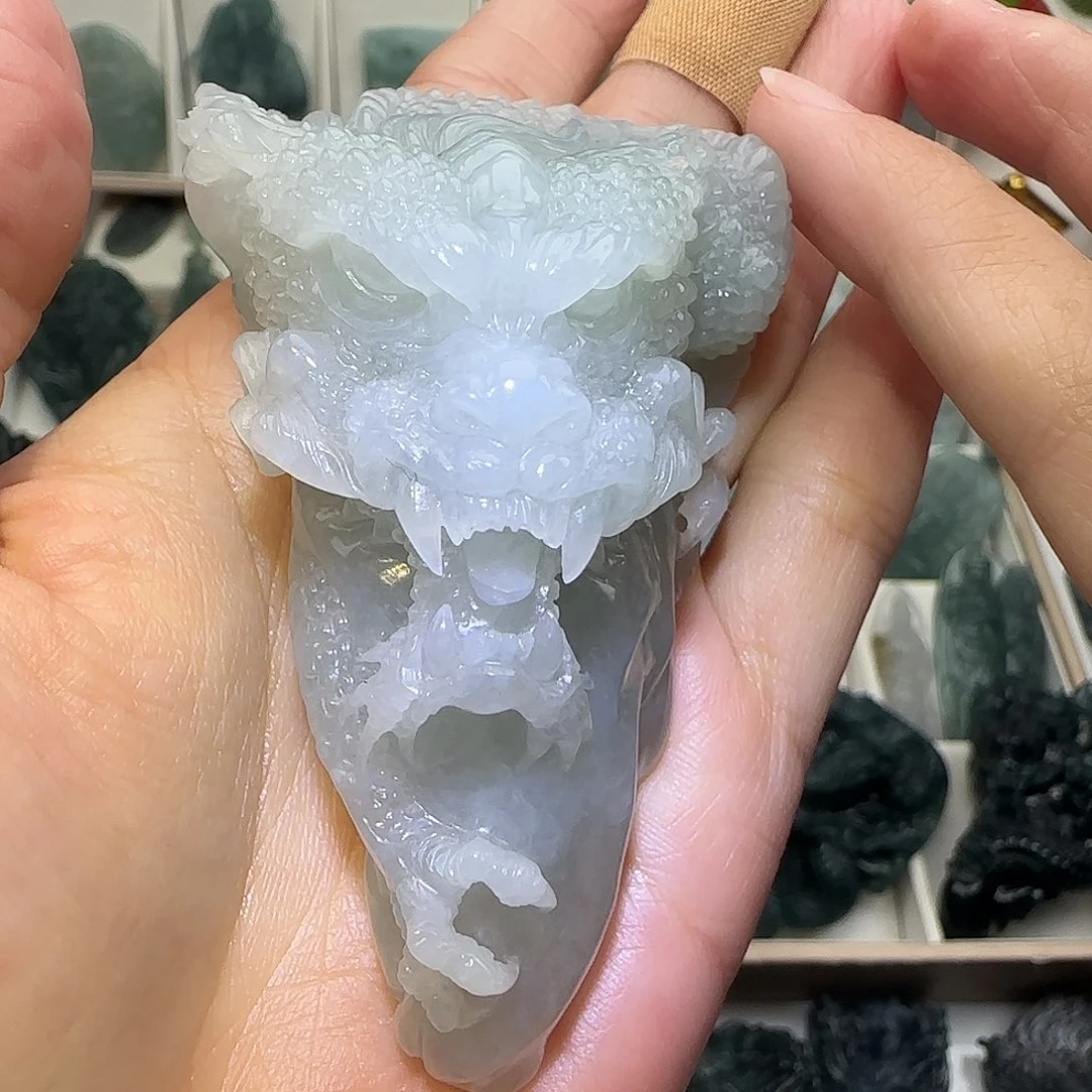 定制翡翠未镶嵌大威天龙翡翠定制