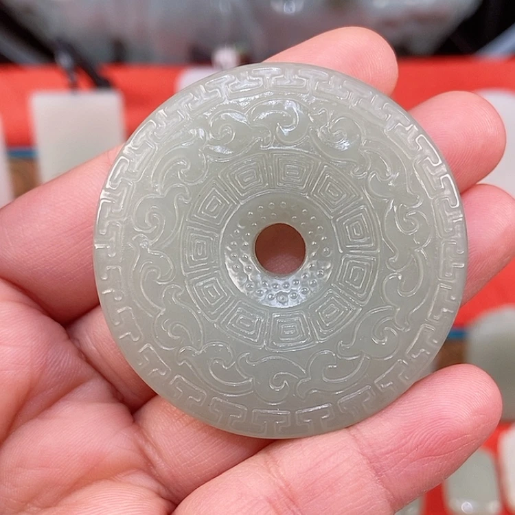 【闪购商品】颈饰未镶嵌和田玉