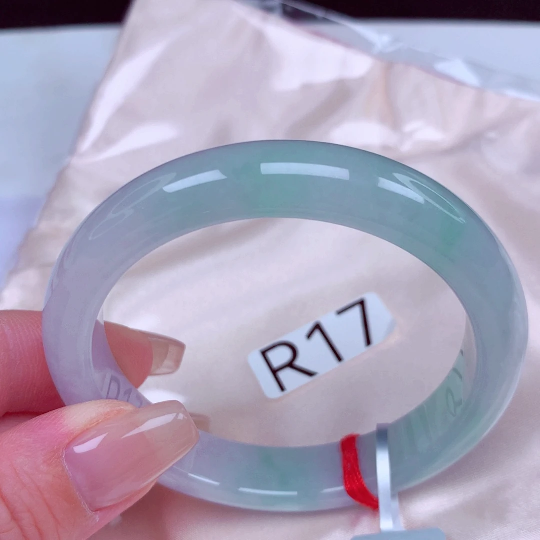 翡翠未镶嵌手镯手镯