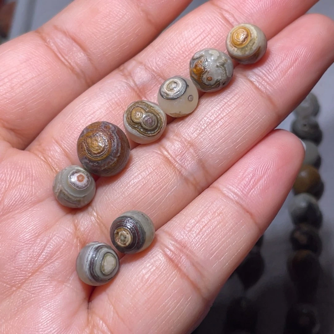 戈壁石戈壁石眼睛石