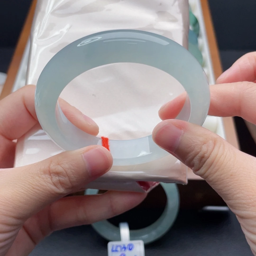 翡翠手镯未镶嵌53冰晴