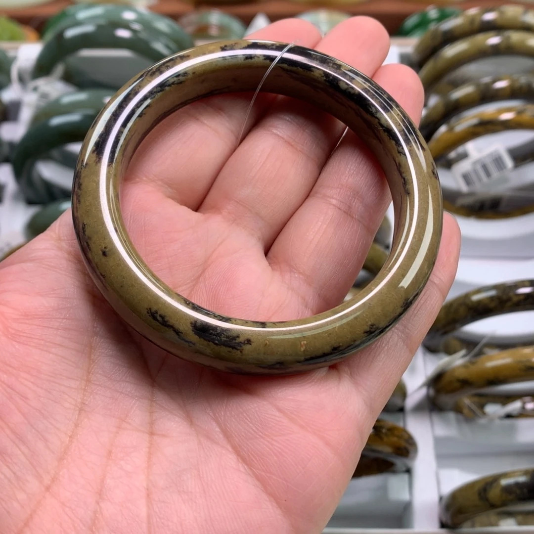 和田玉未镶嵌手镯57_58口径