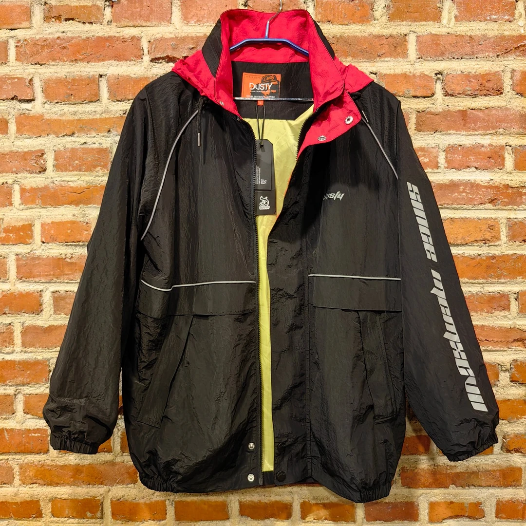 香港潮牌时尚休闲加厚防风保温春秋季男士上衣冲锋衣连帽外套