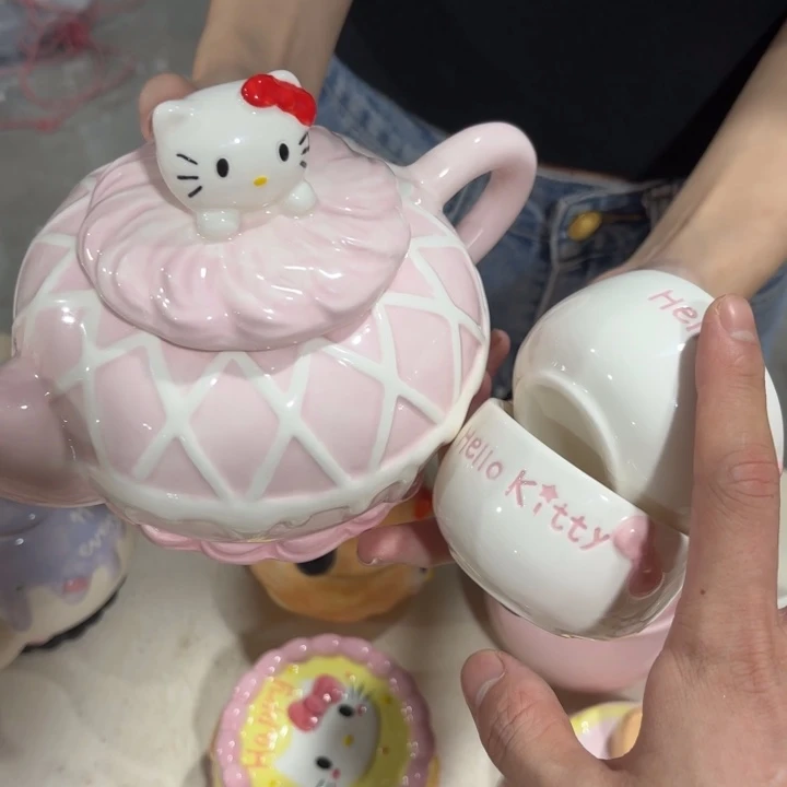 紫砂在干嘛呀亲爱呢