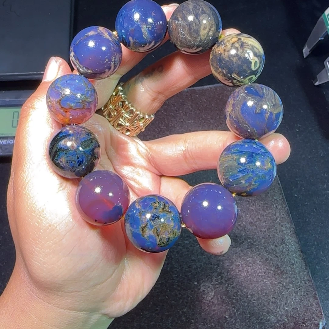 琥珀未镶嵌裸石琥珀