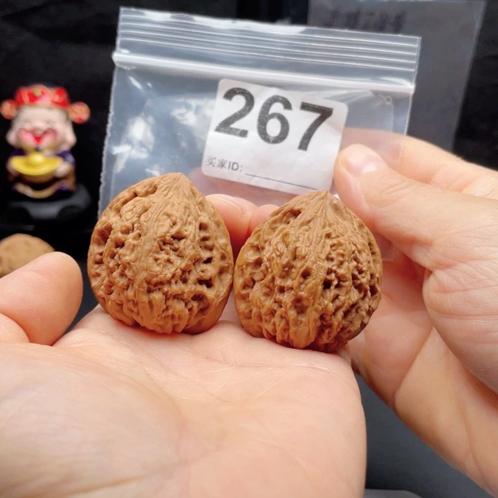 把件文玩核桃南疆38 35 38