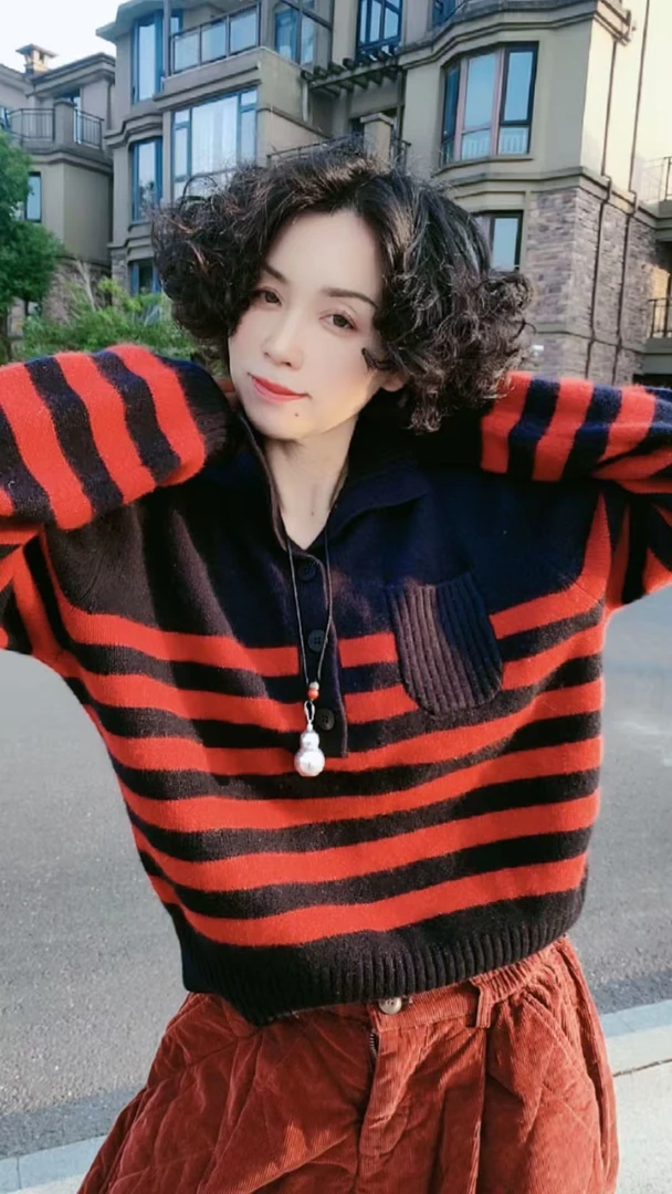 长袖不褪色条纹毛衣翻领上衣开衫秋冬套头时尚短款polo网红