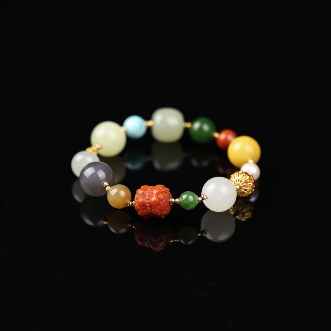 【玉福珠宝】18k金和田玉多宝并蒂莲手串-S3536-冰