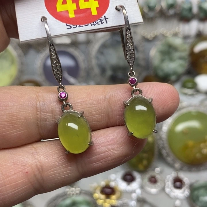 蛇纹石玉耳环银S925镶嵌