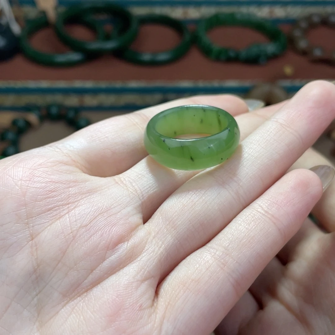 小***草和田玉未镶嵌手链