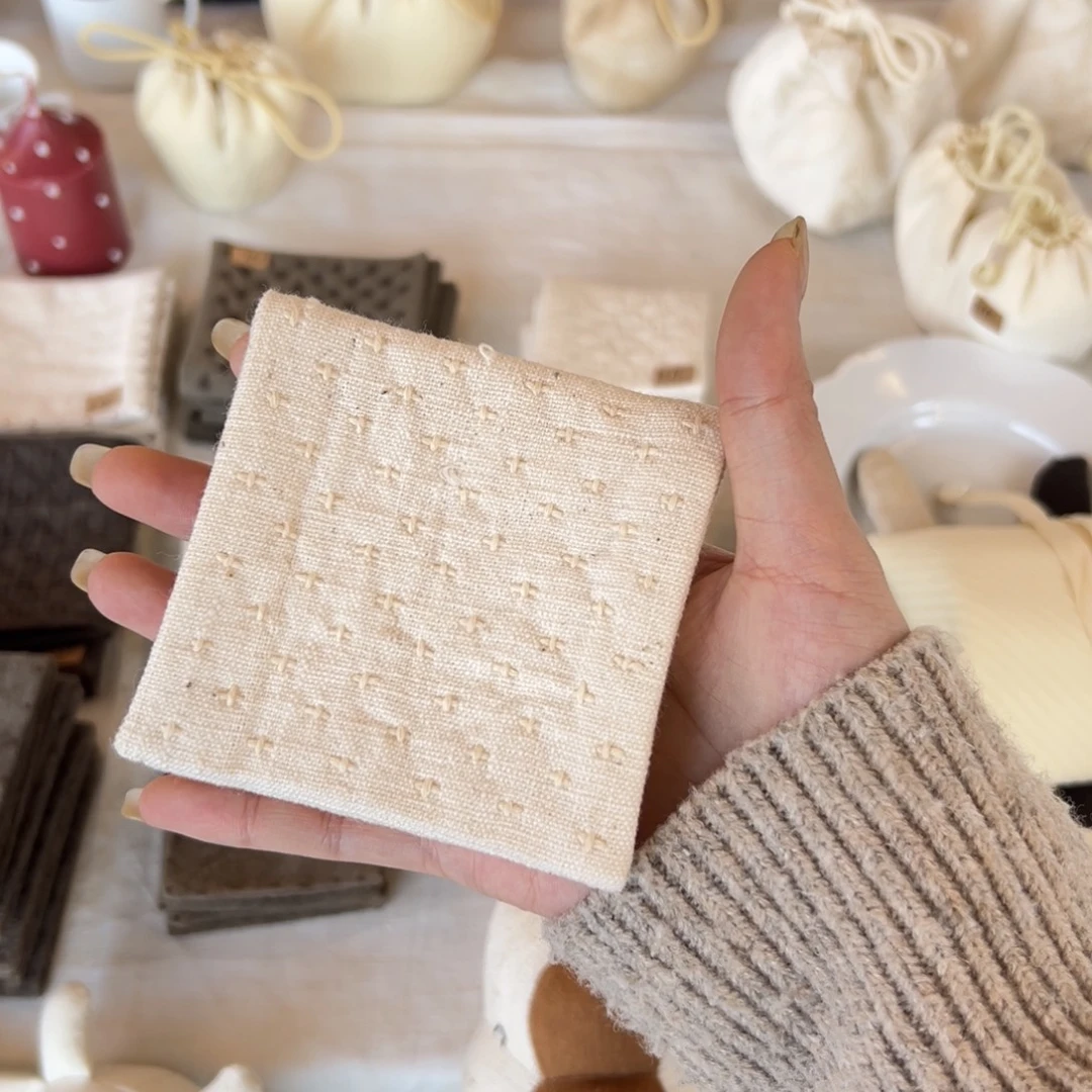 陶瓷。       陶瓷。