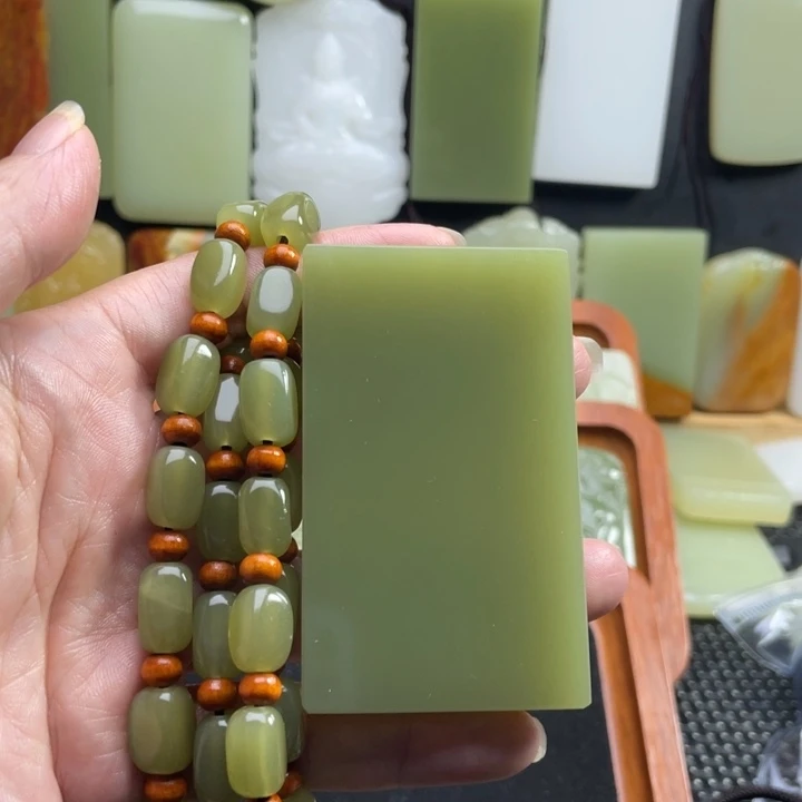 震***雷新疆昆仑山料无事牌