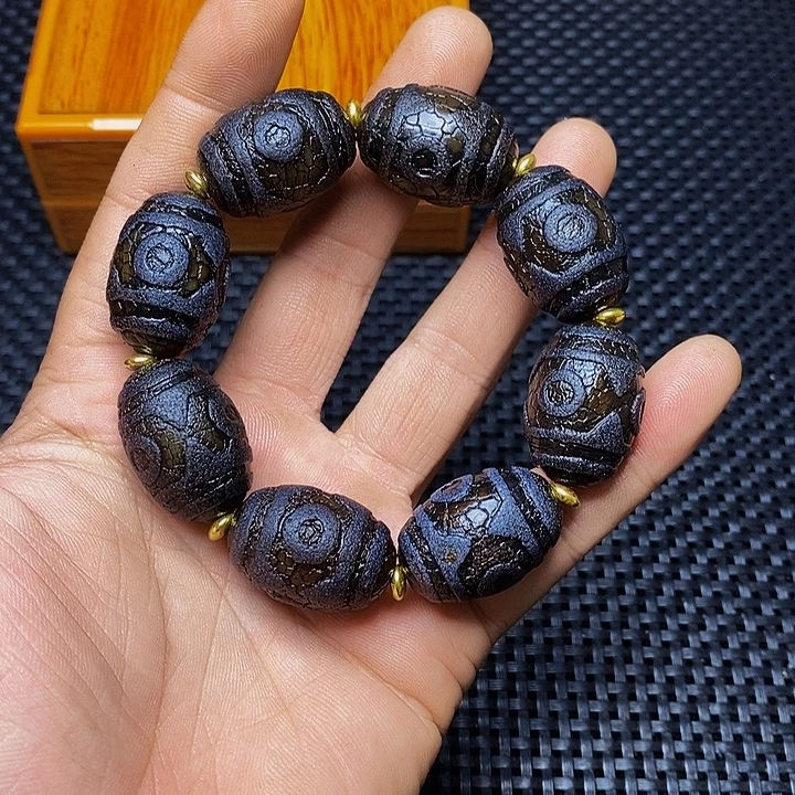 张***成未镶嵌手链玛瑙/玉髓