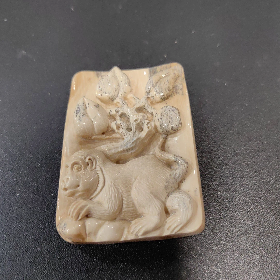 猛犸猛犸雕刻把件ZS553