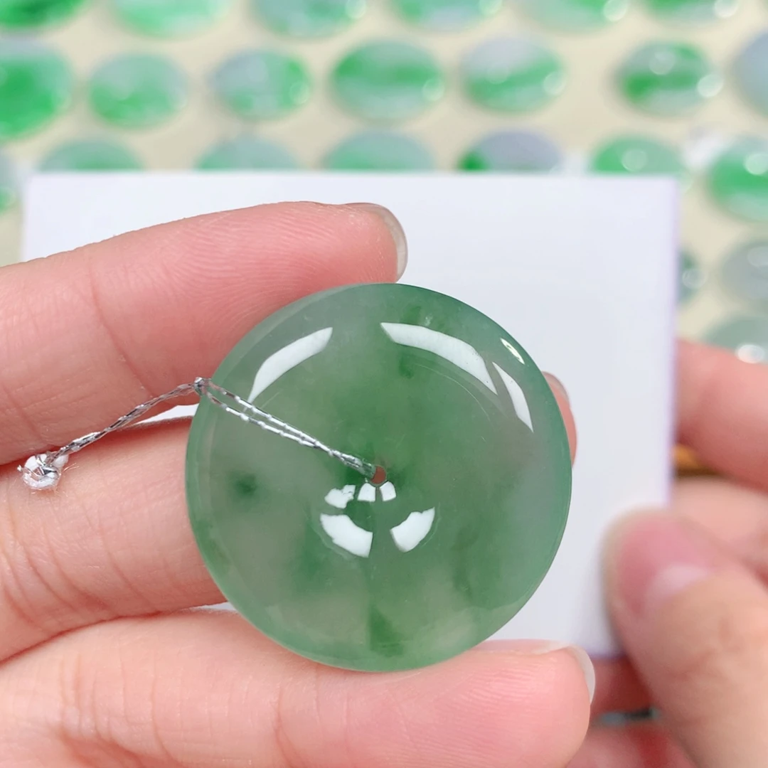 翡翠未镶嵌颈饰29.7-6.1