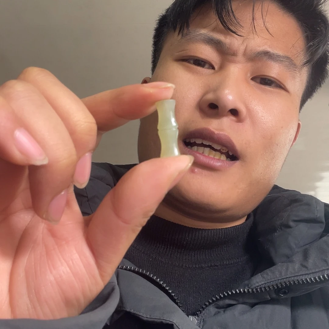 和田玉和田玉未镶嵌新疆且末钢板料竹节吊坠