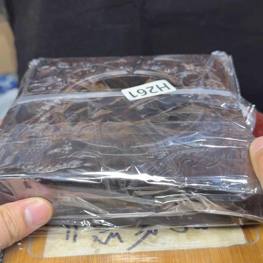 微瑕疵介意勿拍陶瓷器皿H112