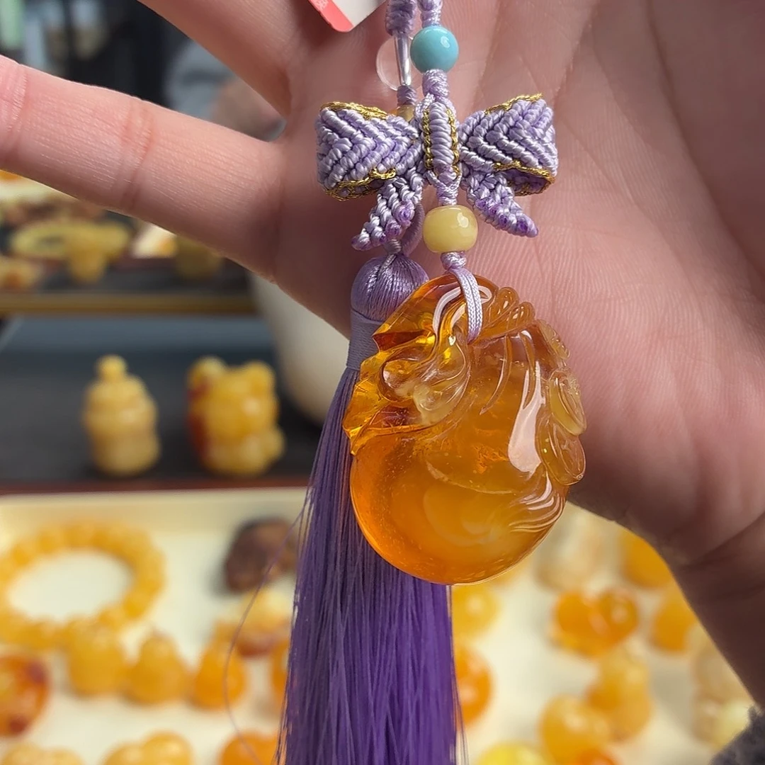 琥珀未镶嵌珠宝奇石