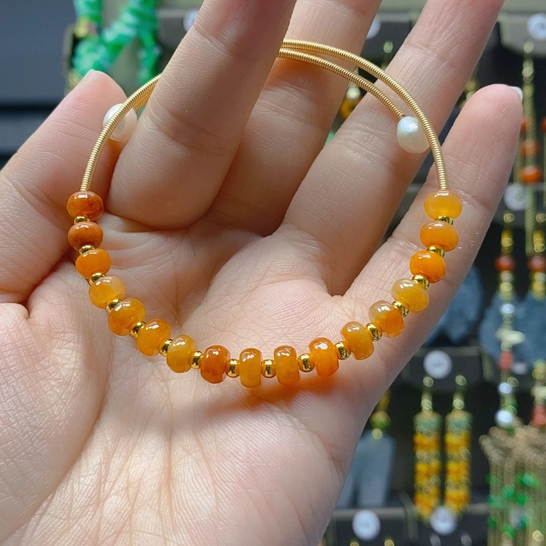 未镶嵌翡翠耳饰翡翠