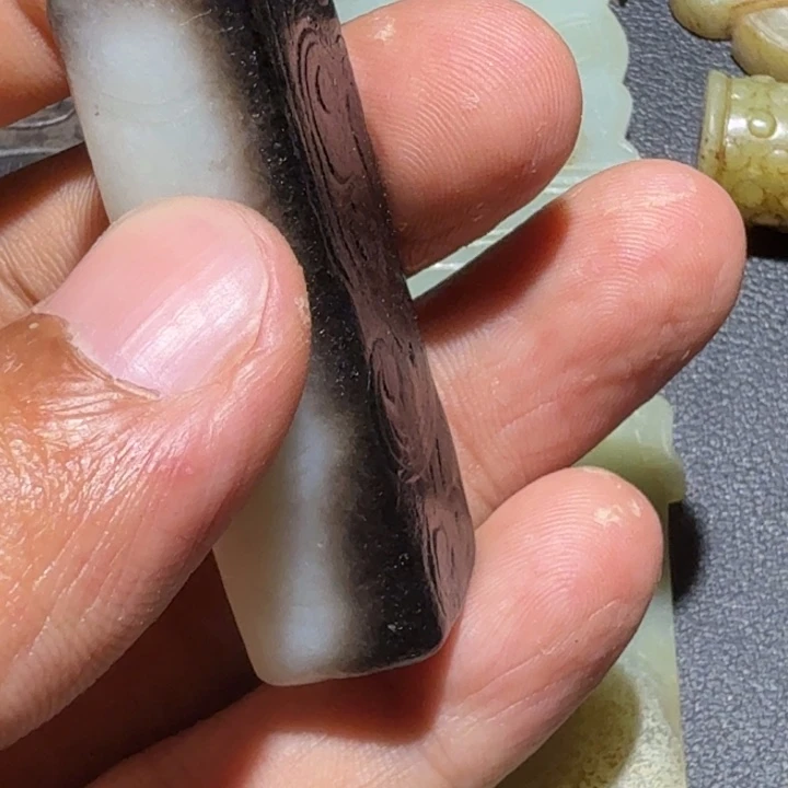 茶***箱未镶嵌手链和田玉（糖玉）