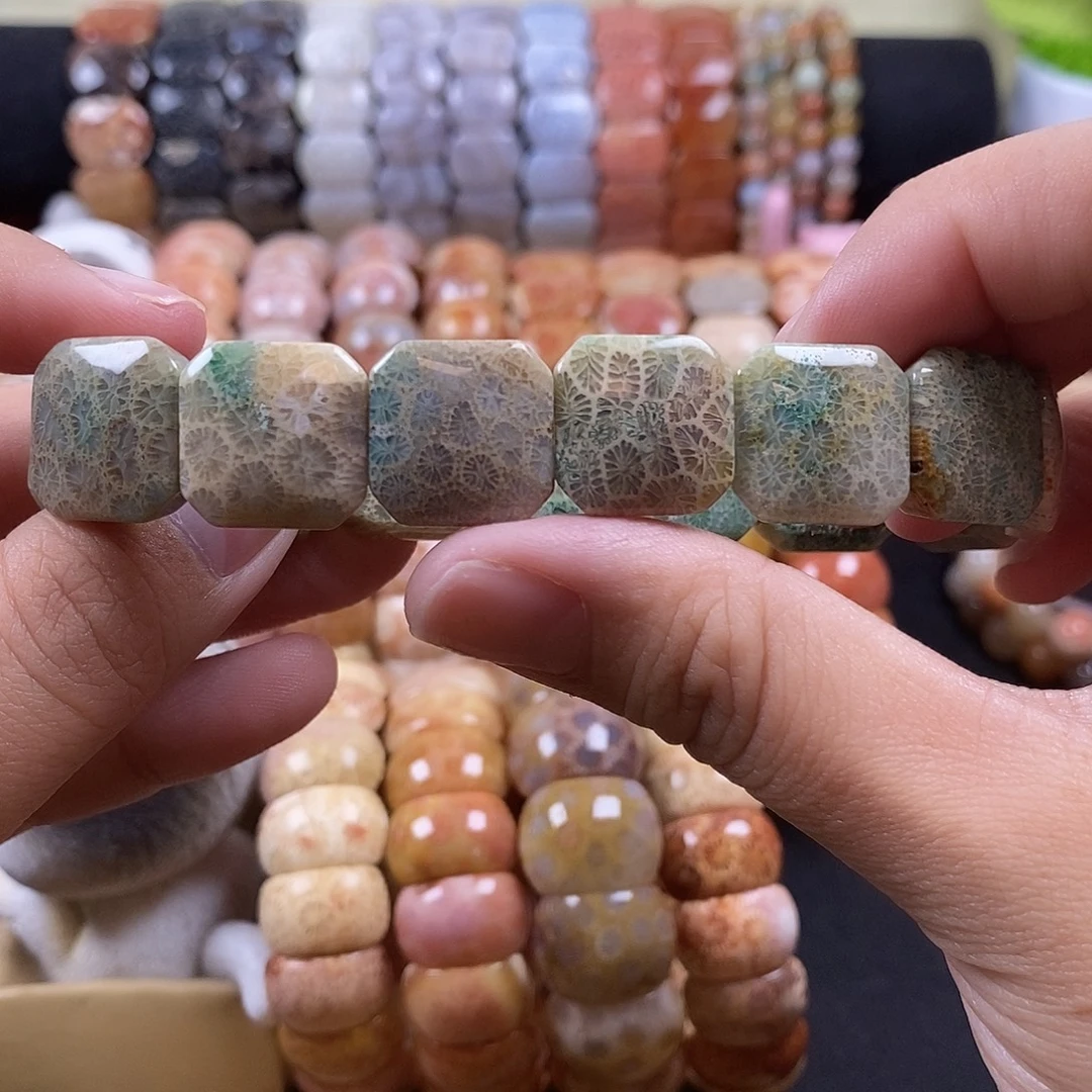 硅化珊瑚（珊瑚玉）未镶嵌手牌小荷叶花 6