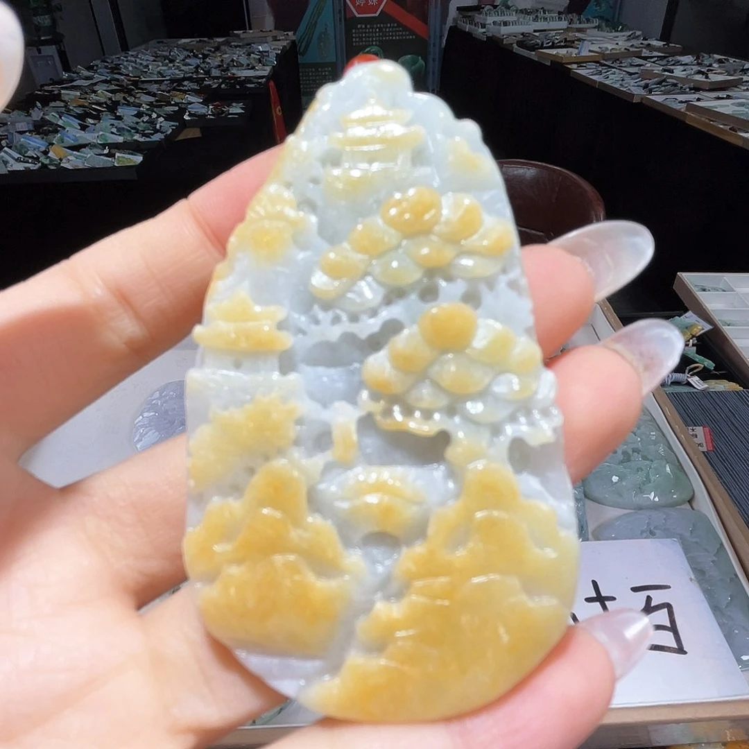 颈饰未镶嵌翡翠一