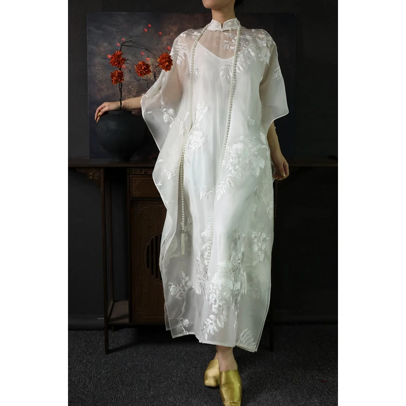 【李小姐Ly】私人定制款真丝梢刺绣春夏时尚高奢仙气长款白色连衣裙