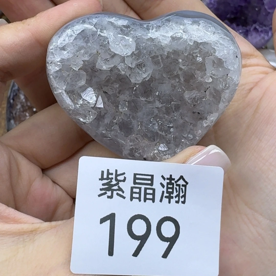 未镶嵌水晶大型摆件（非配饰）