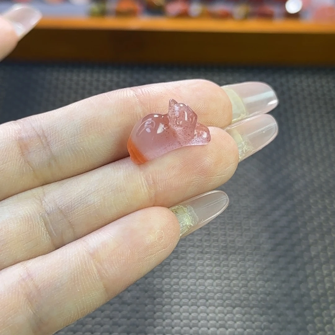 南红玛瑙未镶嵌珠宝半成品趴趴猫