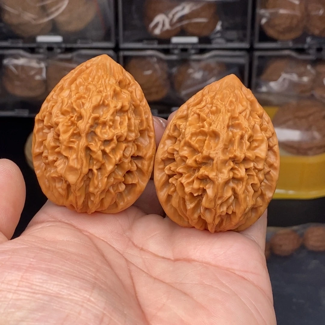 核桃把件 42左右招财鼠