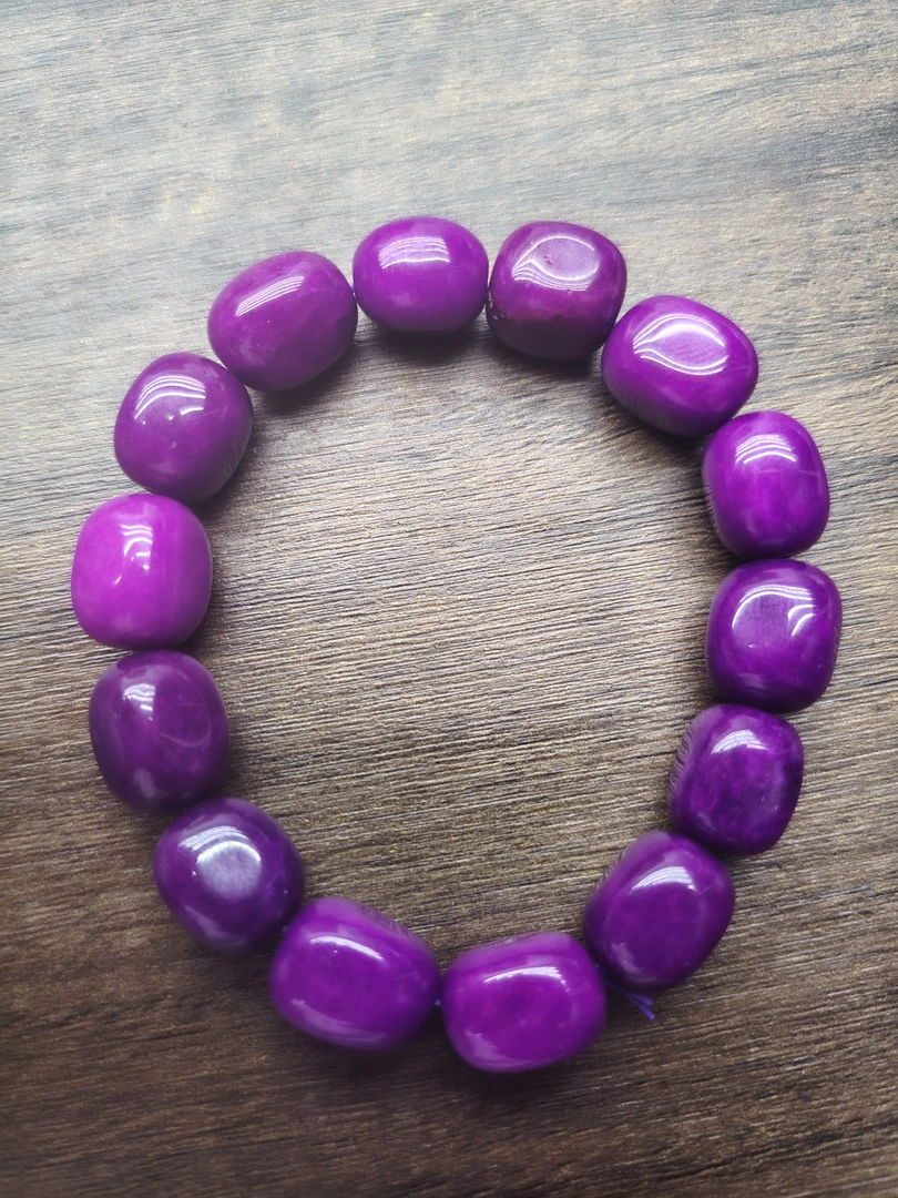 龙血果桶珠手串尺寸约9x13mm