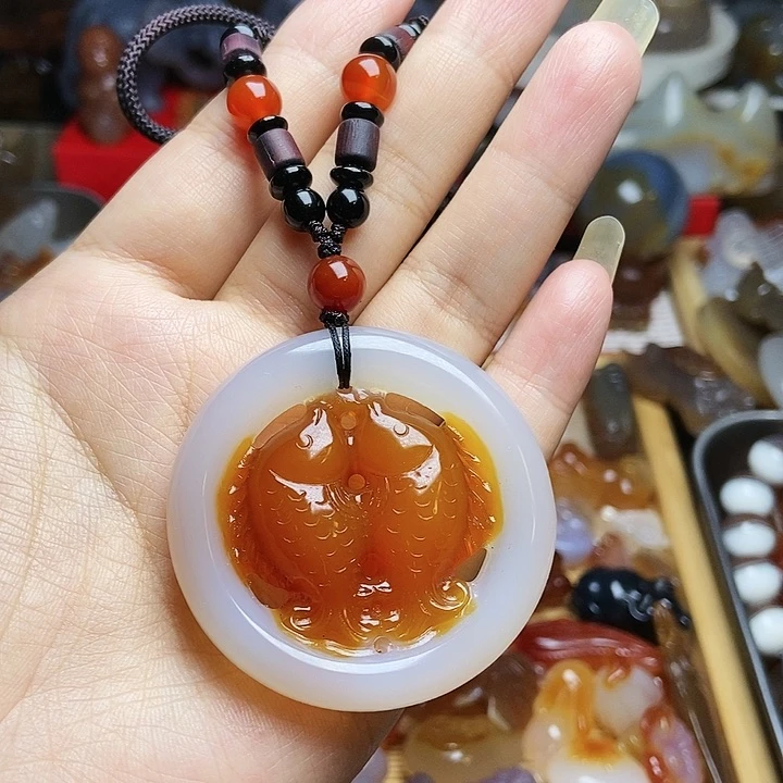 未镶嵌颈饰玛瑙/玉髓