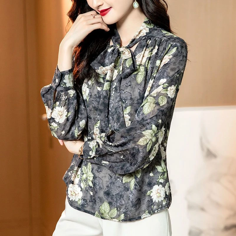 5198大码女装120斤春秋碎花雪纺印花衬衫长袖V领蝴蝶结洋气上衣