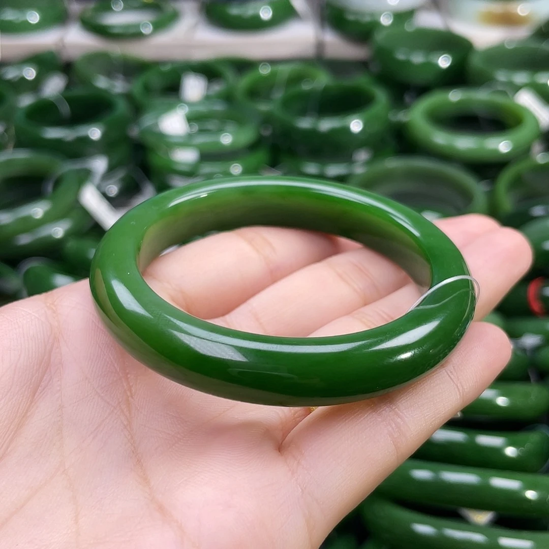 未镶嵌手镯和田玉（碧玉）