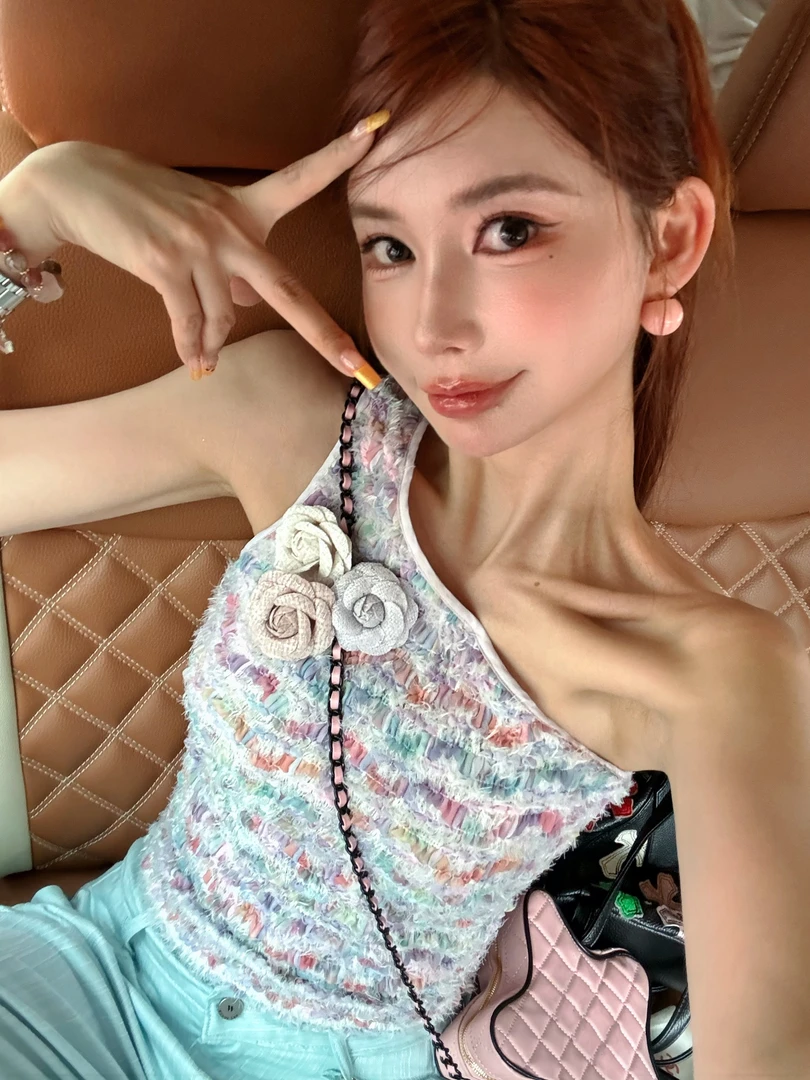 婉君【斜肩小香】春夏度假风设计感小众短款辣妹背心LWJ25A1T575