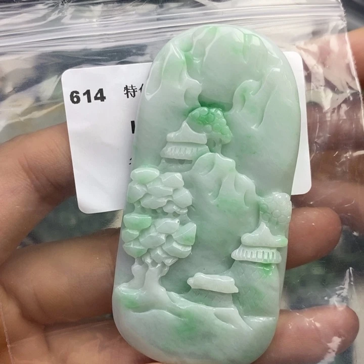 颈饰未镶嵌翡翠吊坠