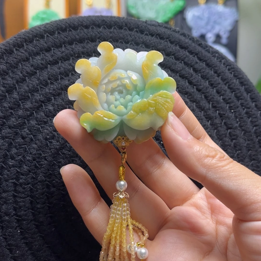 翡翠未镶嵌颈饰天然翡翠