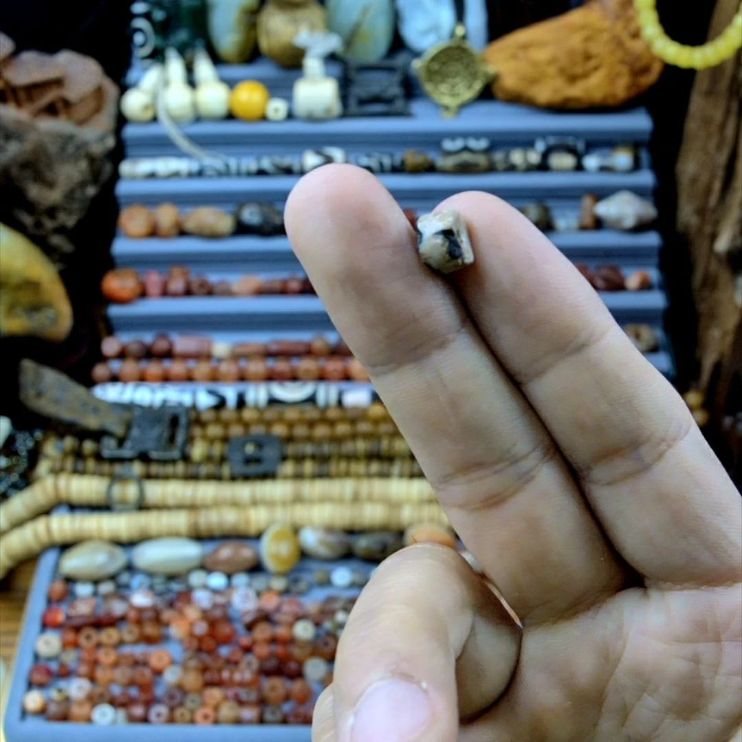 C***n玛瑙/玉髓未镶嵌颈饰d20n69p41y7on0