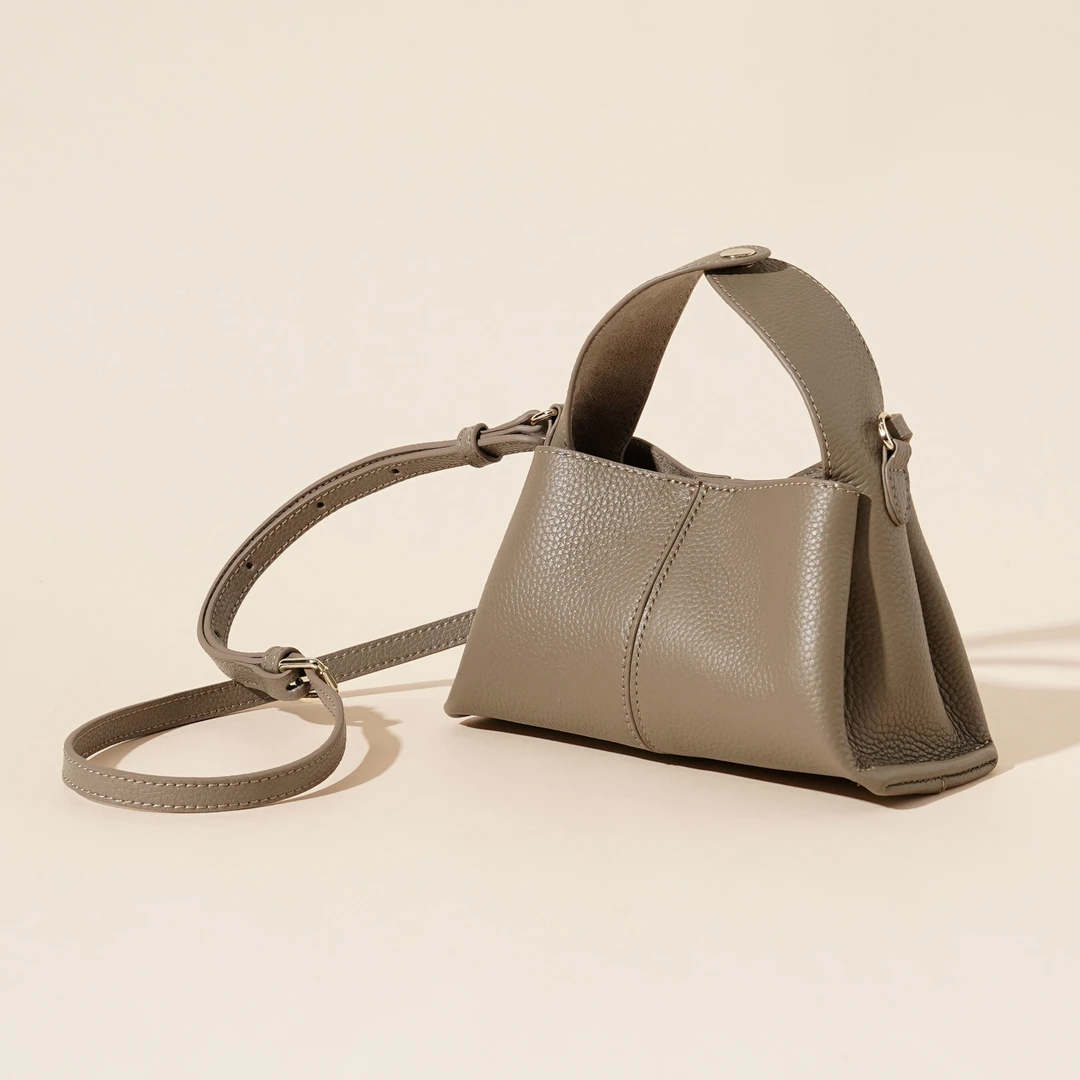 2025夏季新款时尚轻奢简约百搭潮流女包YN3588