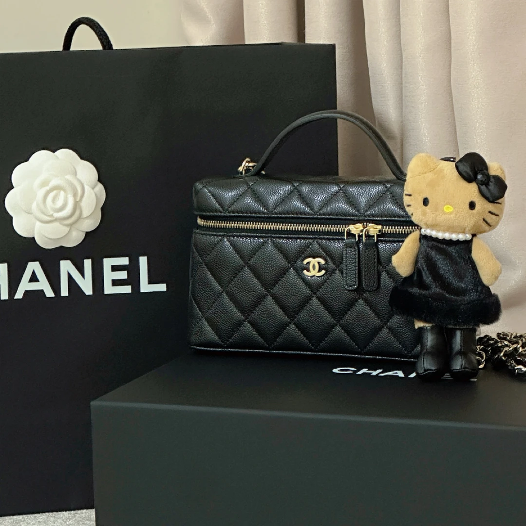 未使用 Chanel/香奈儿 Lp黑金饭盒斜挎包小Logo